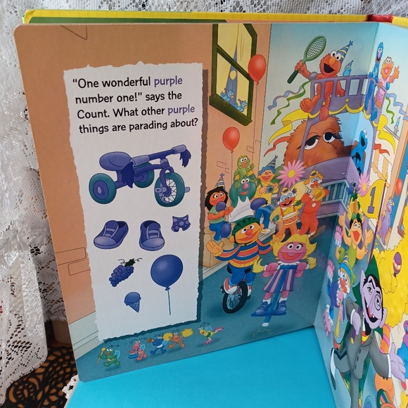 VINTAGE 2004 SESAME STREET ELMO & FRIENDS FIRST LOOK AND FIND BOOK FOR TODDLERS - Picture 13 of 15